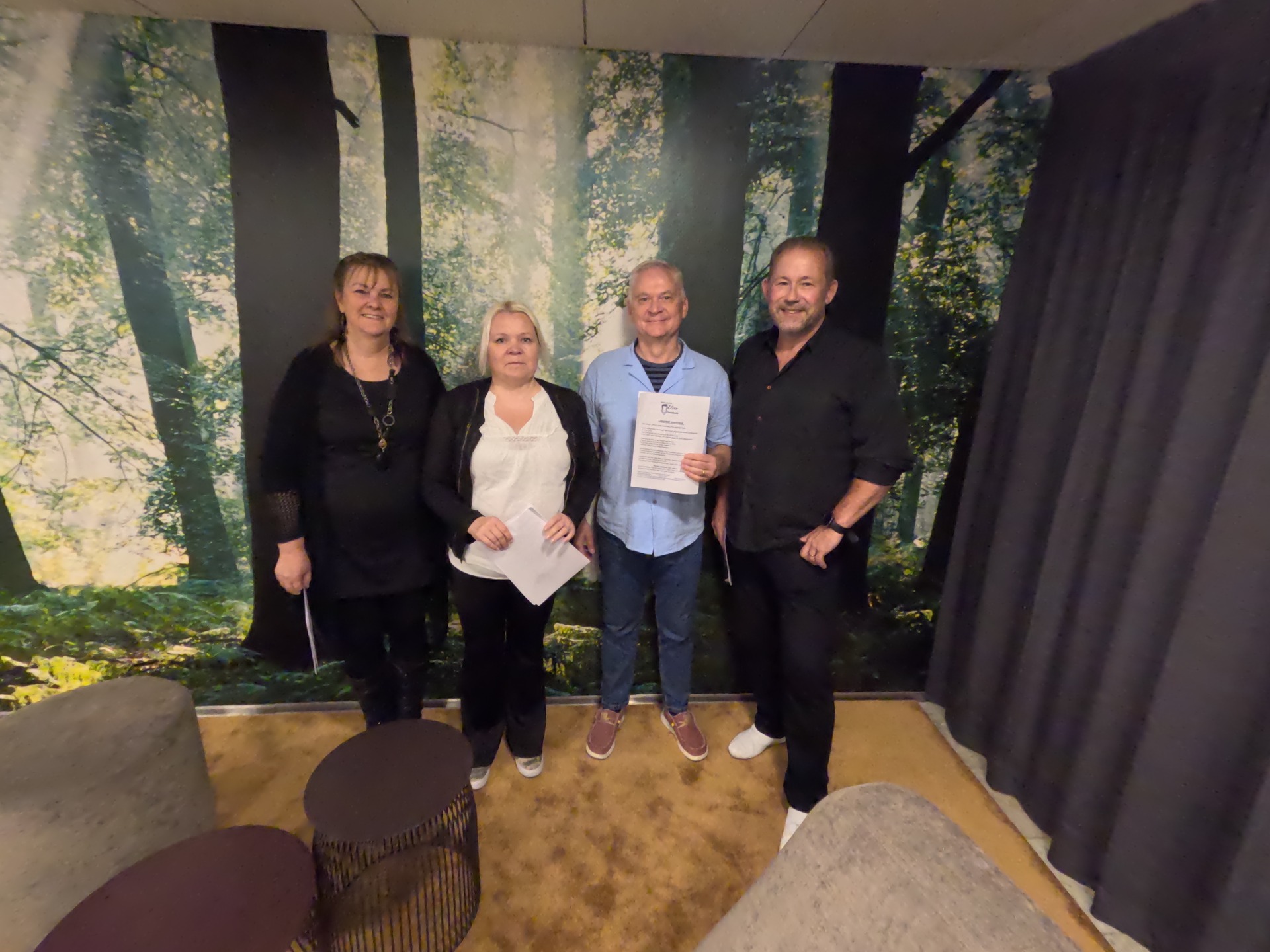 Hotelli Korpilampi 26.8 Tarja Manninen, Helena Tyyskä, Svante Öström, Riku Soininen